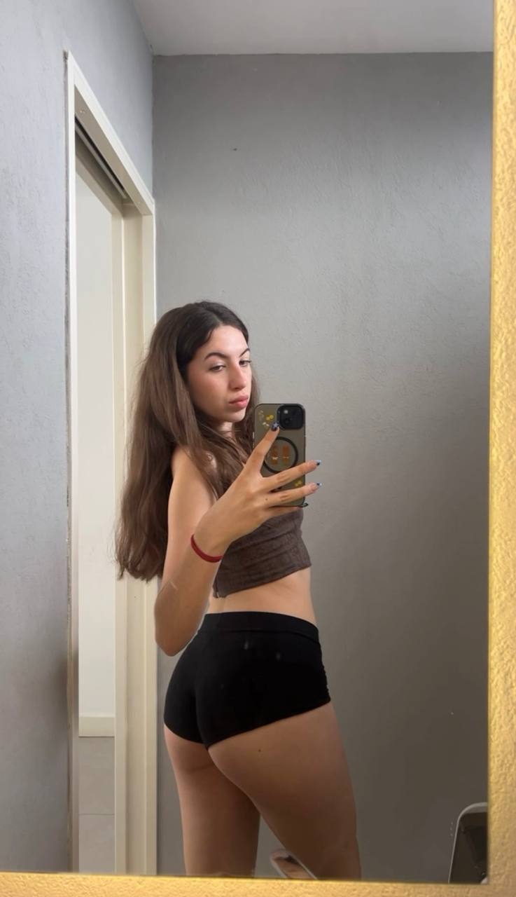 Amber in her underwear in Jalandhar