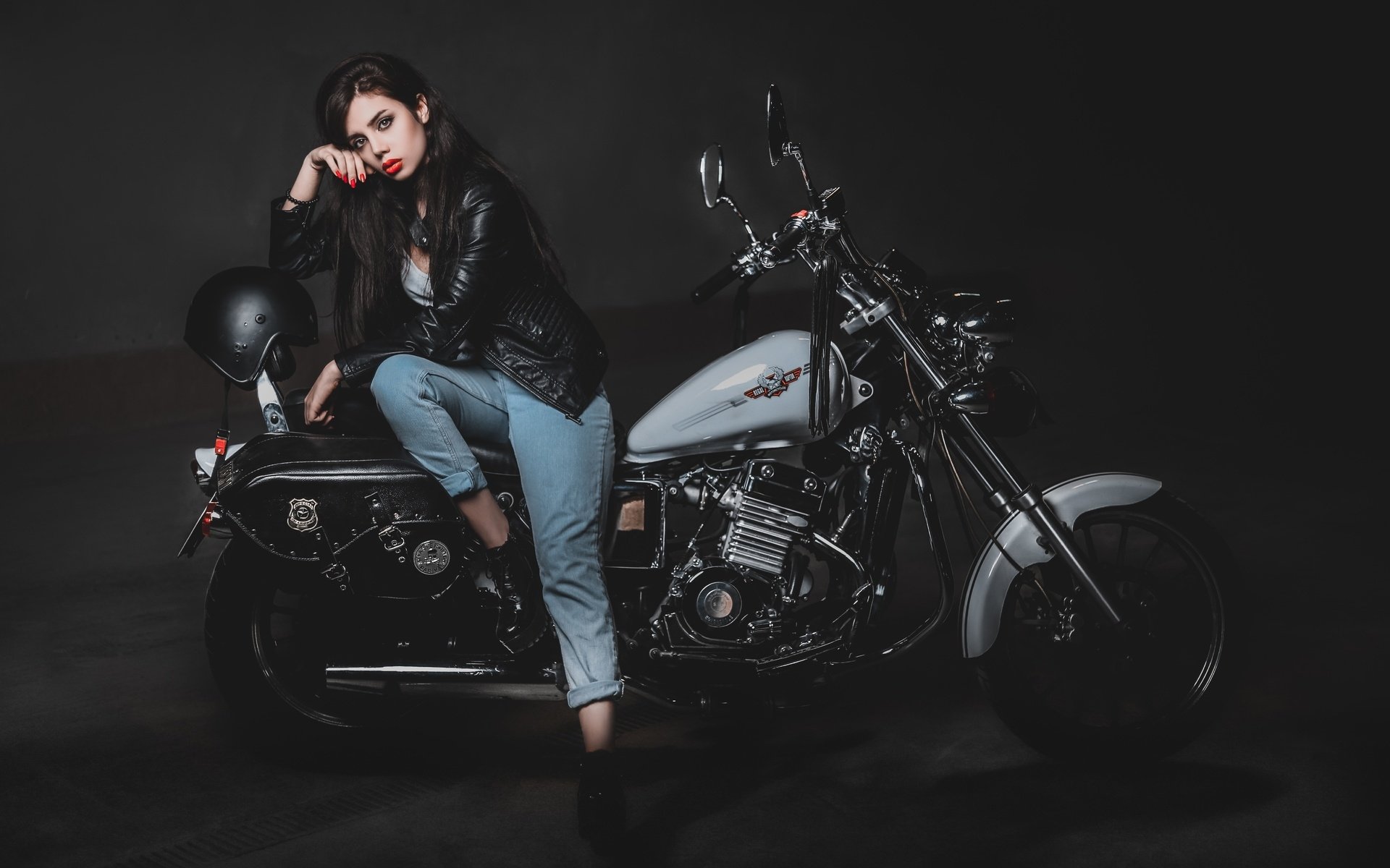 Biker girls: style and drive in Jalandhar
