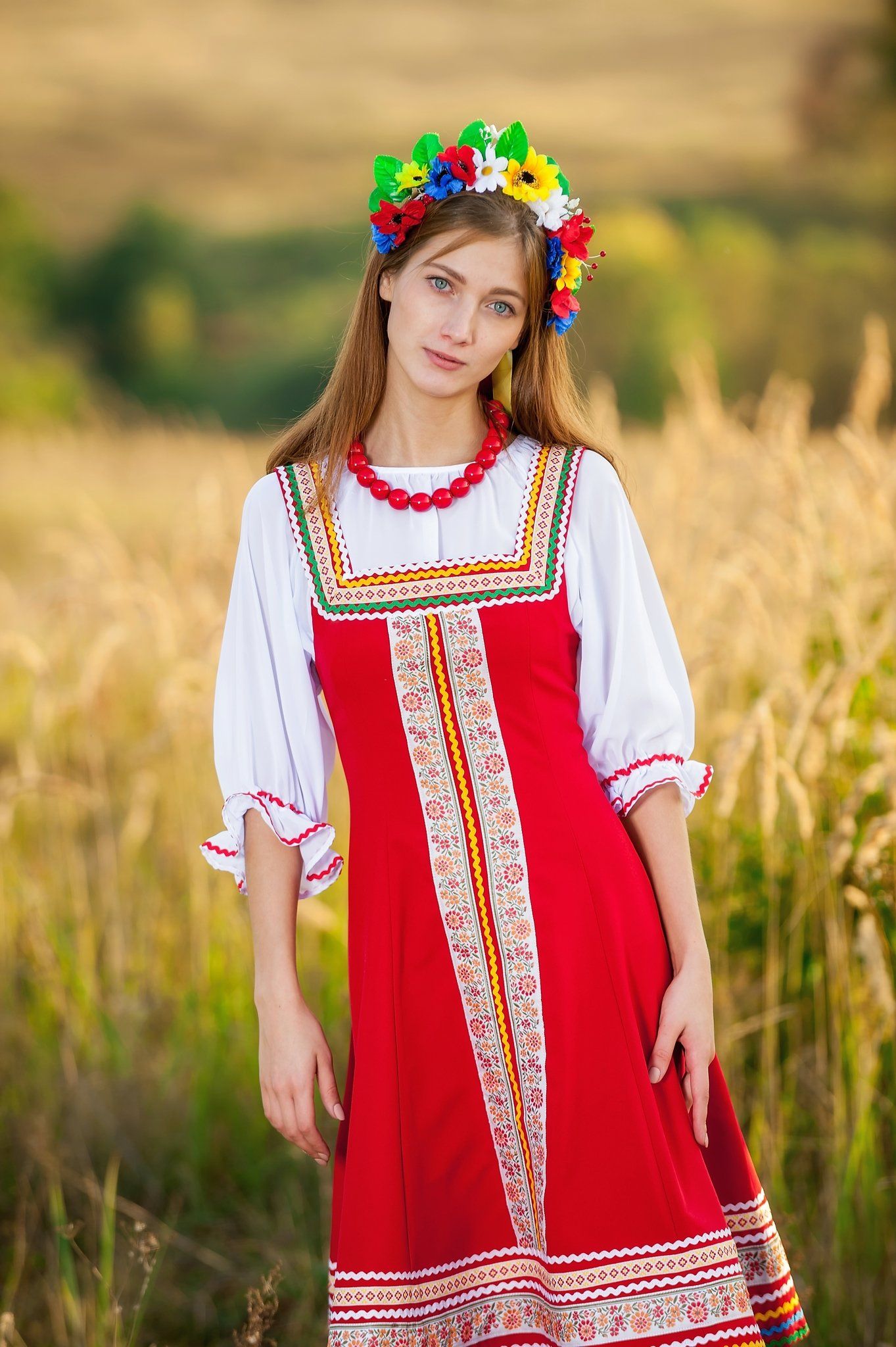Women in Slavic costumes in Jalandhar